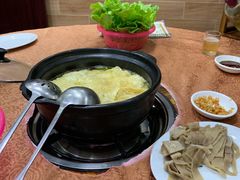 花旗参锅底-濠轩阁特色生蚝火锅(水湾路店)