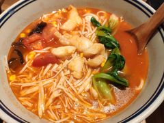 -刀小蛮半只鸡过桥米线(家乐福四元桥店)