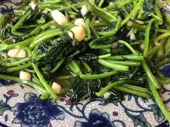 番薯叶-生态苑农庄(十里画廊遇龙河店)