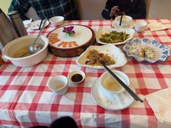 -醉美东江·三文鱼·烧鸡公