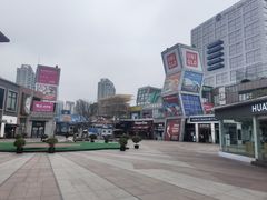 -证大大拇指广场(芳甸路店)