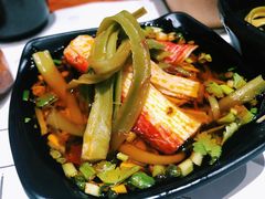 -独食火锅·半米屋台(直营总店)