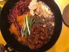 -周幺妹重庆老火锅(银泰城总店)