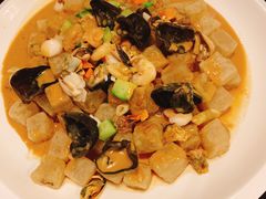 三鲜焖子-喜乐餐厅•灯笼虾球首创者•本地小海鲜(二马路店)