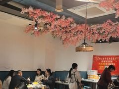 -贵府酸汤牛肉火锅·贵州老字号(飞山街店)