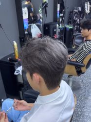 -藤野造型专业烫染接发