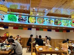 -乡土特色.冷锅鱼.牦牛肉汤锅