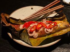 香蕉叶叁芭烤鱼-fatty angel东南亚餐酒吧