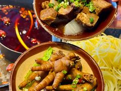 -冯校长老火锅(中联广场店)