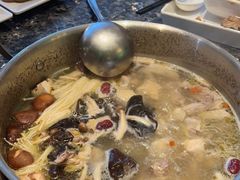 -一席地·本地鸡窝·杭帮鸡火锅(萧山银隆百货店)