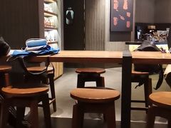大堂-星巴克(枣阳路店)