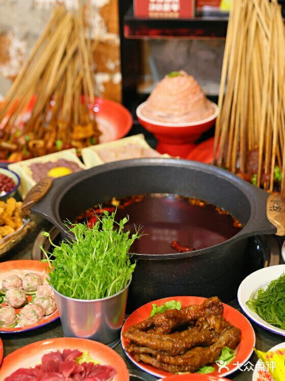 上海也有好吃的串串火锅啦，徐妈砂锅串串