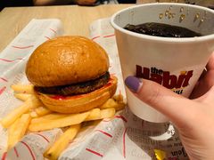 -The Habit Burger Grill 哈比特汉堡(复兴soho店)