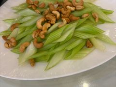 -天外天美食广场(哈尔滨路店)