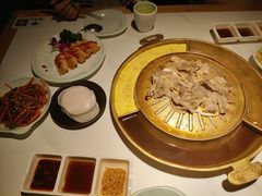 -猪啊牛呀羊啊铜盘烤肉(正大广场店)