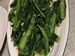 -鲜榨果汁·啤酒鱼(环岛河店)