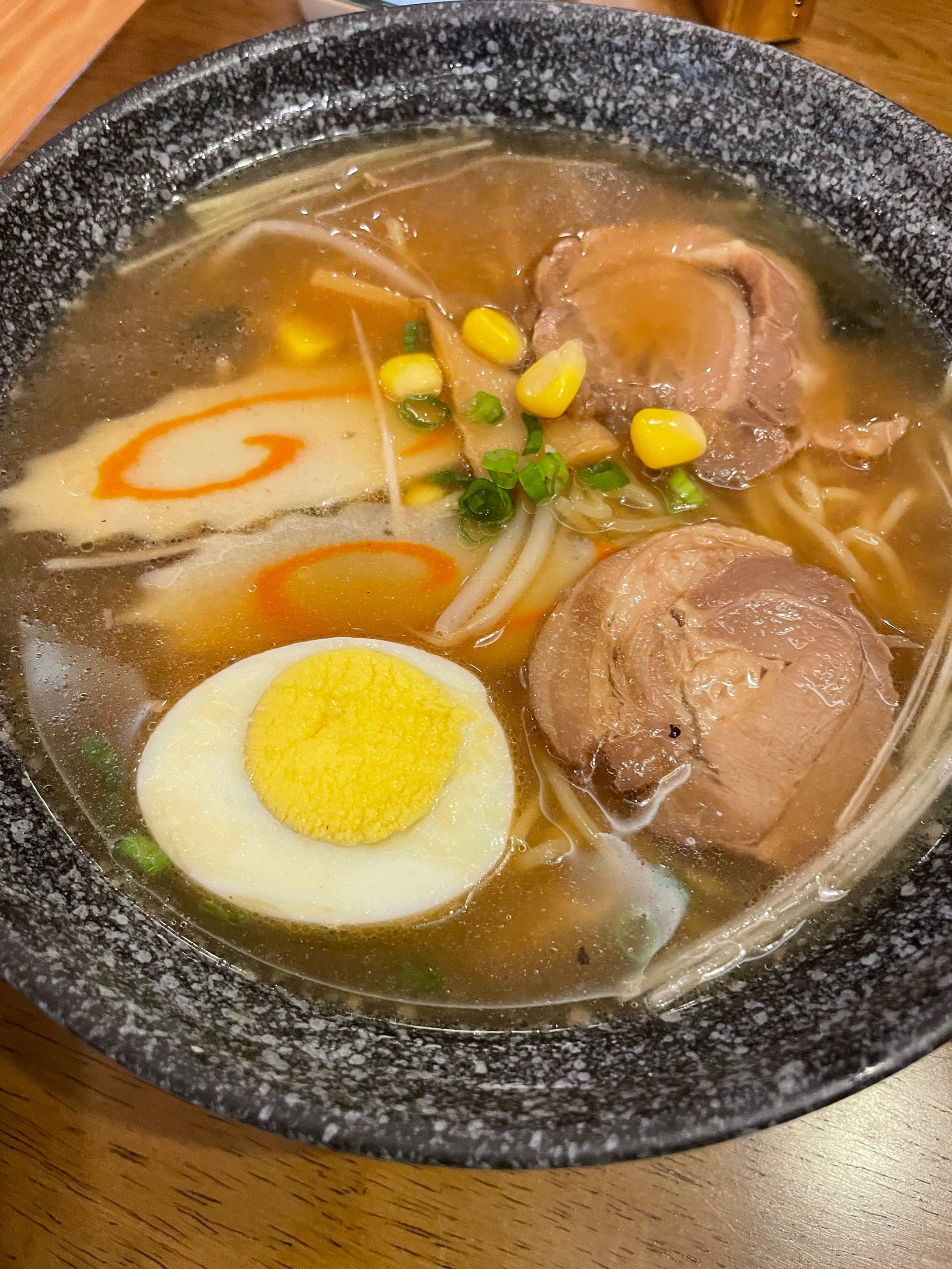 豚骨拉面还真的是美味啊