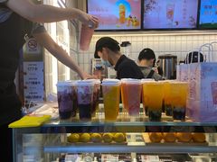 -CoCo都可(湖滨银泰店B区店)
