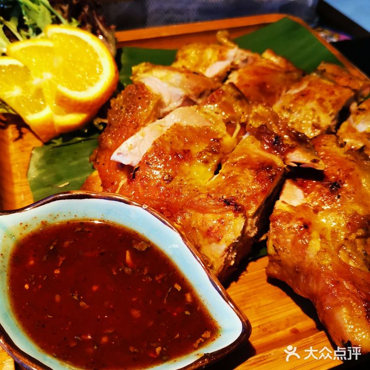 上海魔都探店泰妃殿泰国菜 地理位置：人民广场新世界7