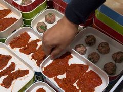 -嘎琉鲜切牛肉自助火锅