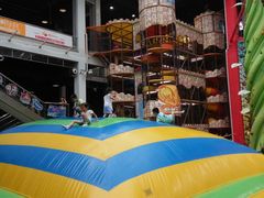 -蒙特利亲子乐园