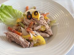 金枪鱼沙拉-莫斯科餐厅