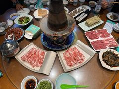 -年巴羊肉铺老铜锅(梅江店)