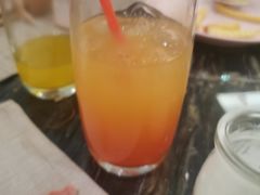 -东方红海鲜百汇(国际大厦店)