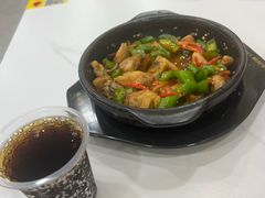 -杨铭宇黄焖鸡米饭(光谷APP广场店)