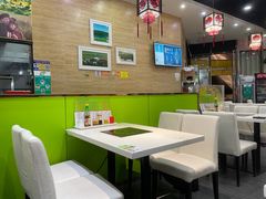 -黑山牛肉汤火锅(花城汇店)