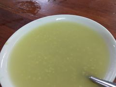 小米粥-宝瑞门钉肉饼店