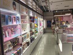 -泡泡玛特POPMART(国金街店)