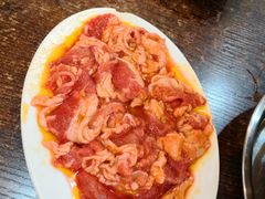 肥瘦相间-韩风烤牛肉冷面店