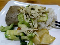 -阿育王寺素斋馆