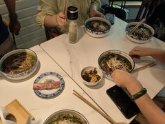 -镇南锅盖面馆(解放路店)