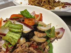 -百味地锅鸡(二店·财校分店)