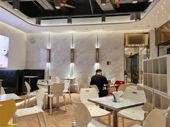 大堂-813芭依珊 BAESAn(汇港购物中心店)