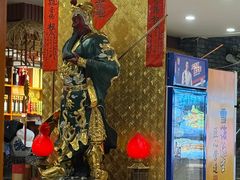 -老渔翁炖鱼坊(黄海西路东山店)