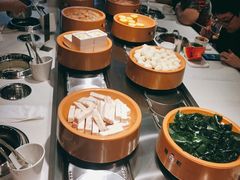 -龍歌自助小火锅(市南金茂湾店)