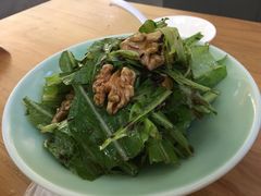 养生桃仁油麦菜-第一楼(西湖店)