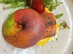 烟熏三文鱼彩虹贝果-吃饼人西餐(南开店)