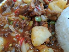 -歹歹的加个面过油肉拌面
