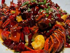 香辣荔枝小龙虾-冰冰龙虾·江湖菜·花园江景餐厅