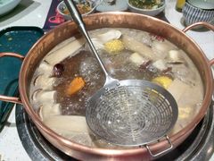 -牛村来人潮汕牛肉火锅(西单店)