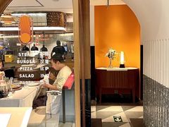 -阿妮叶李(光谷世界城店)