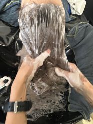 -摩登时代美发沙龙