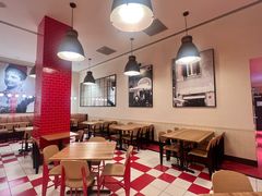 -城市大道红炉披萨烘焙坊