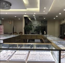 -威德钻石-克拉钻大本营(南京东路店)