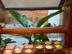 -银米·云南传统过桥米线(双廊黑金冠店)