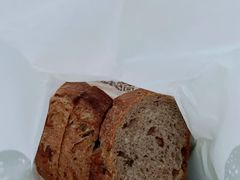 全麦苹果法棍-WHEAT&BAKER-麥(凯德来福士店)